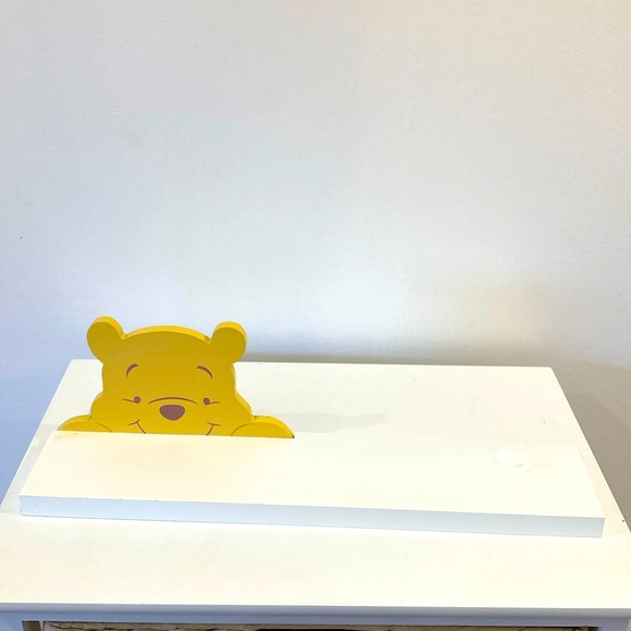 Pooh Bear Floating Shelf - Picture 1 of 5